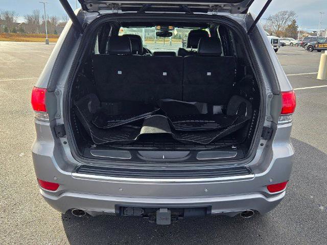 Used 2019 Jeep Grand Cherokee Overland image 16