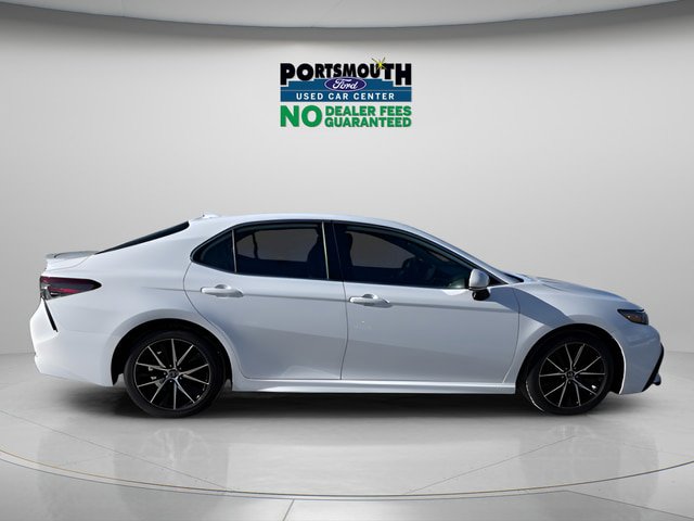 Used 2023 Toyota Camry SE FWD image 6