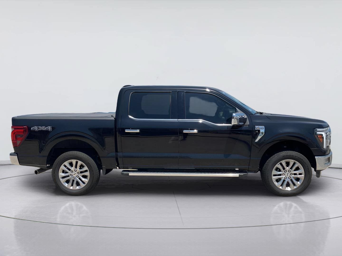 Certified 2024 Ford F150 Lariat AWD/4WD image 9