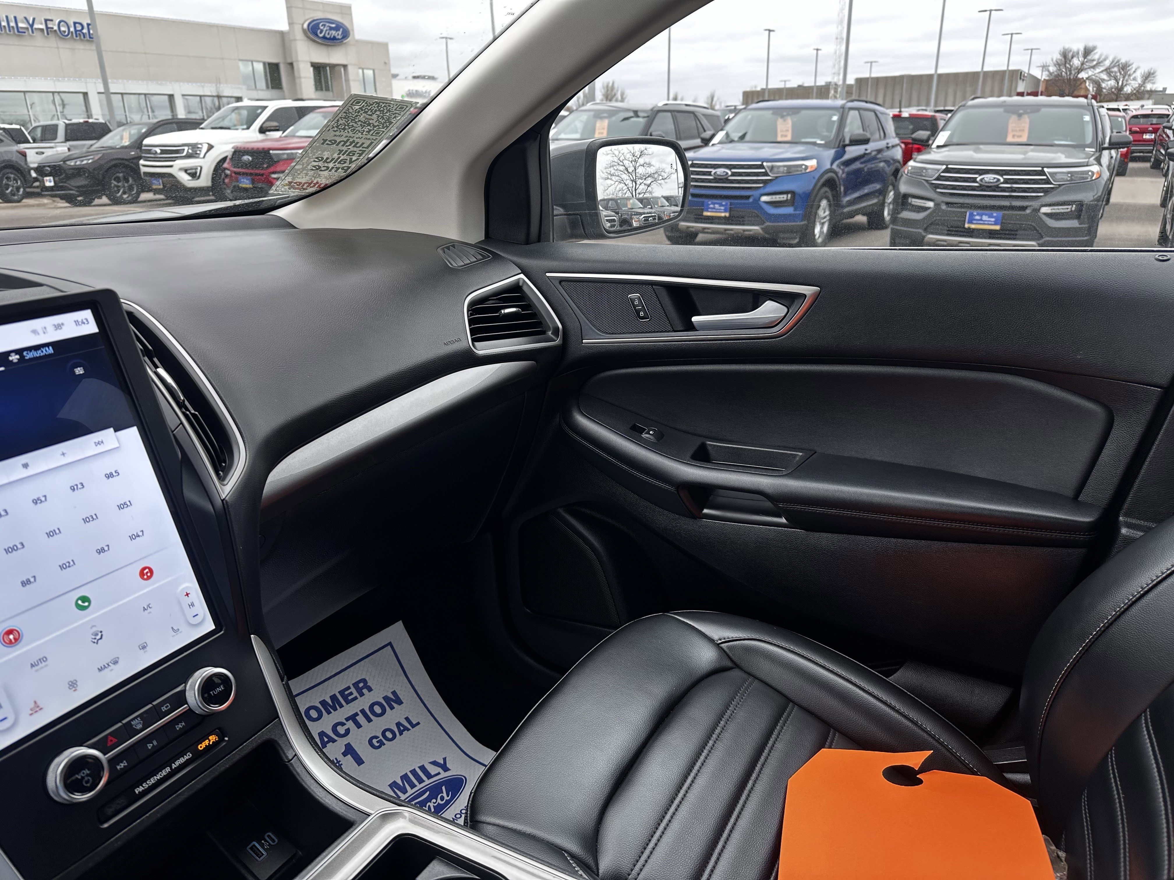 Certified 2024 Ford Edge SEL image 11