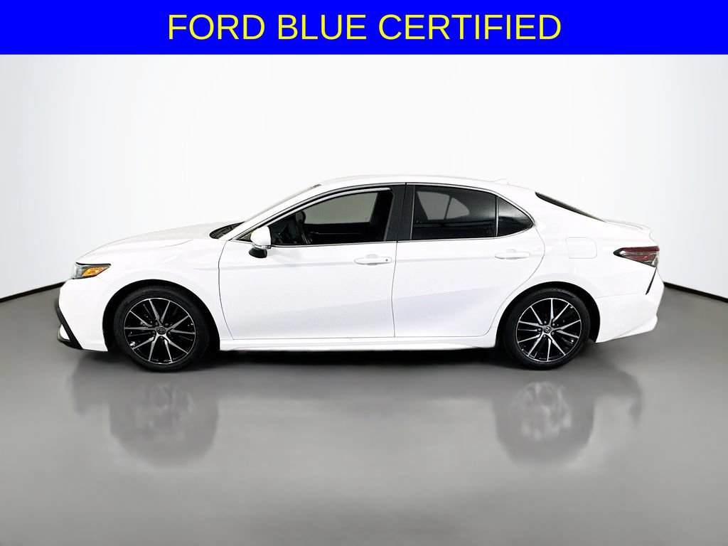 Used 2023 Toyota Camry SE FWD image 11