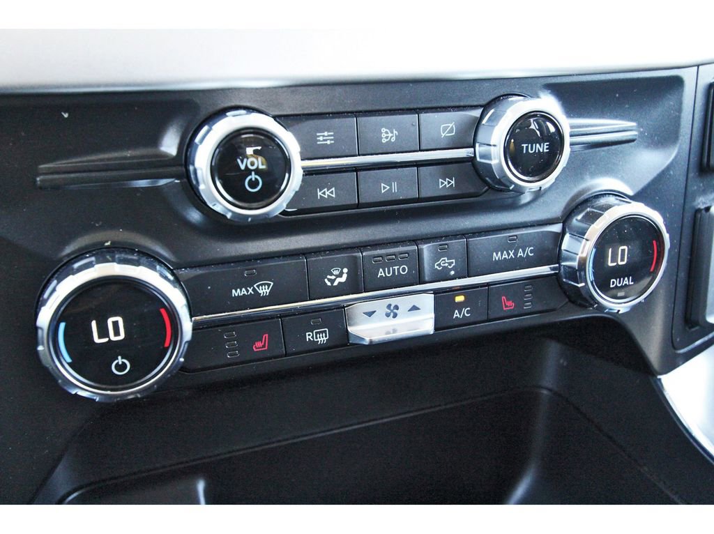 Certified 2021 Ford F150 XLT w/ Equipment Group 302A High image 27