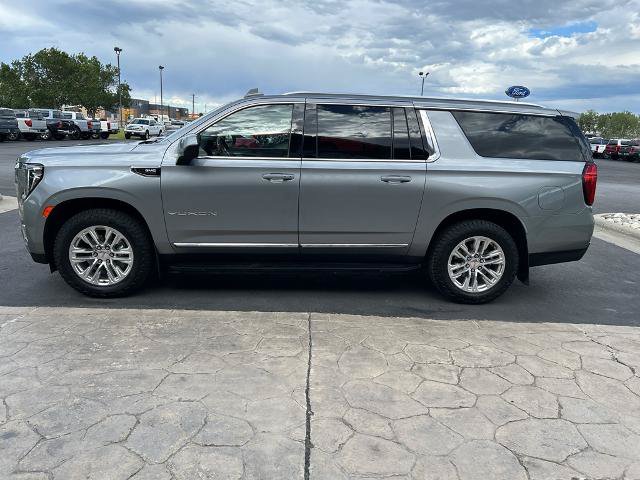 Used 2023 GMC Yukon XL SLT AWD/4WD image 5