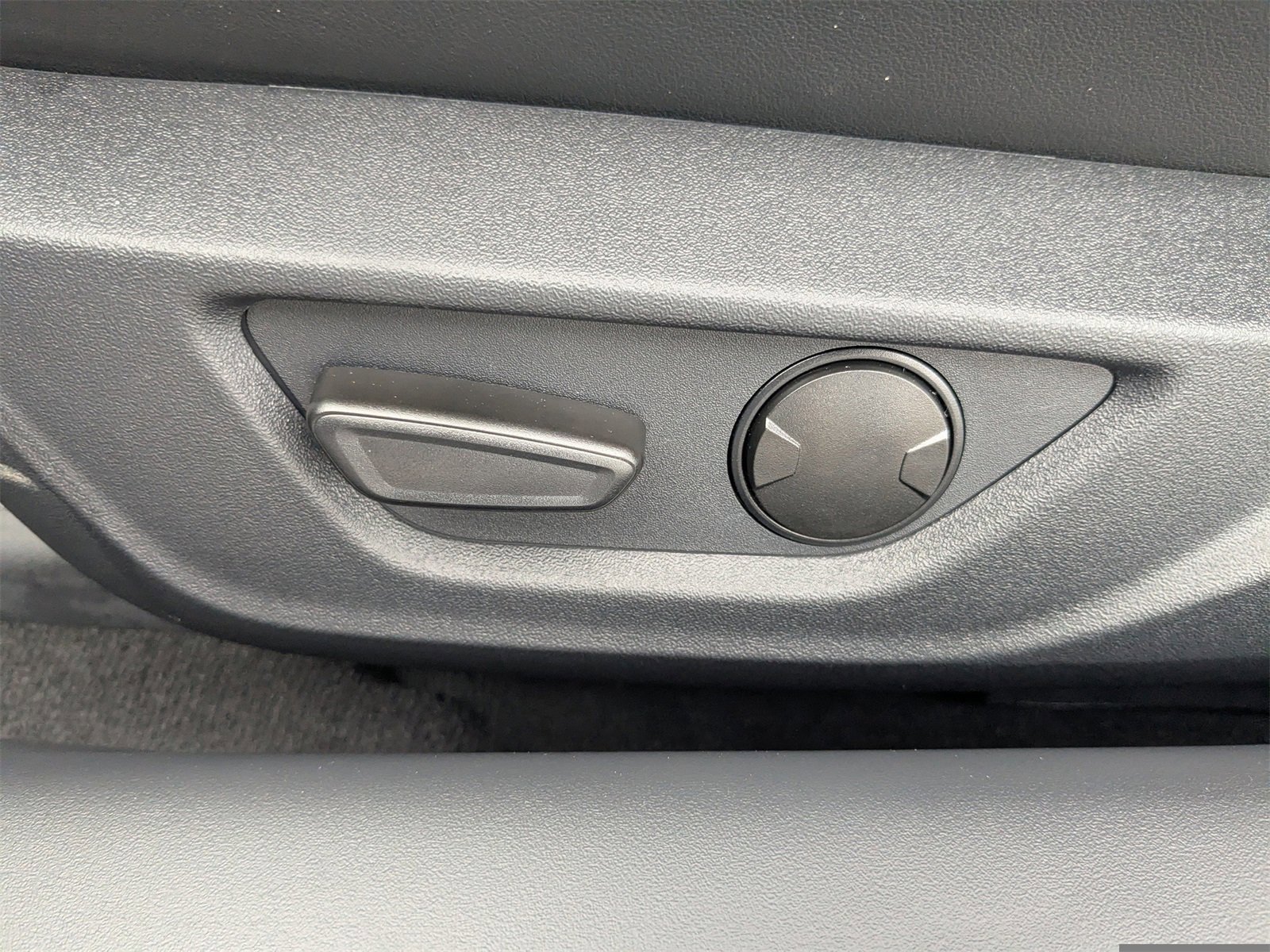 Certified 2025 Ford Mustang Premium image 15