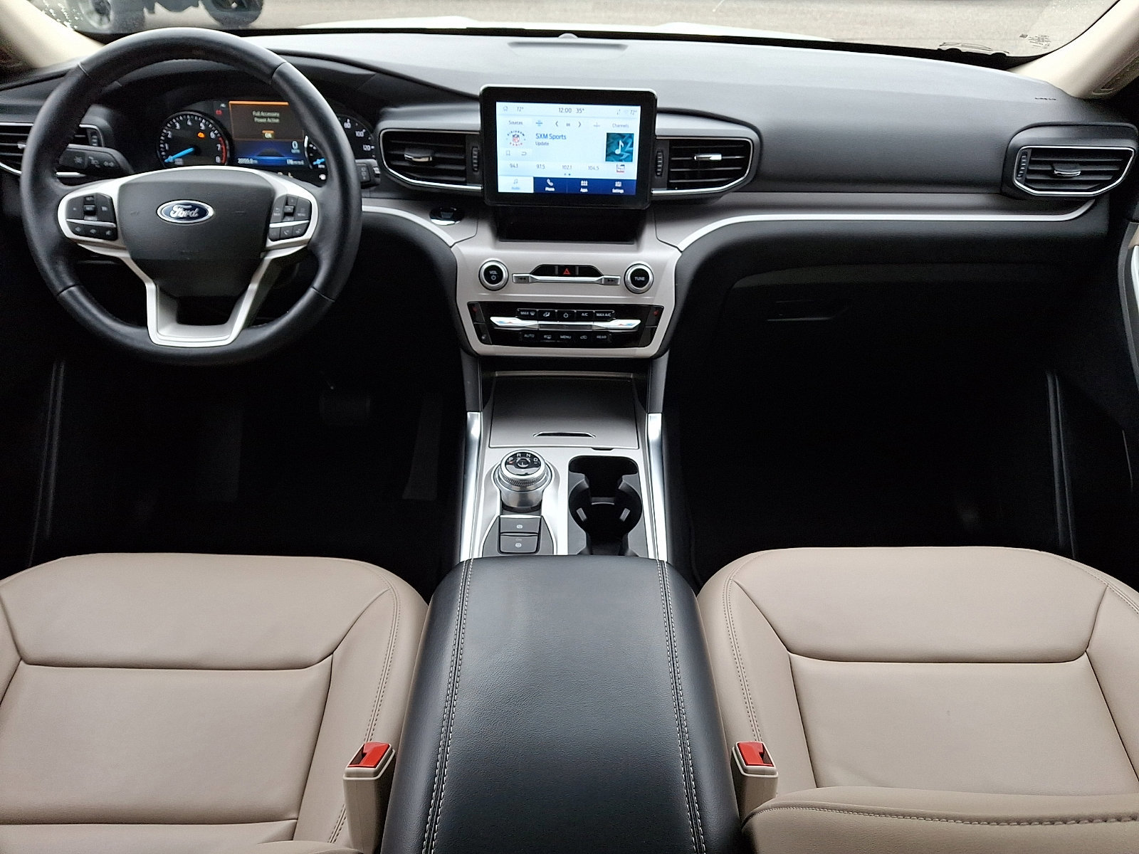 Certified 2023 Ford Explorer XLT w/ Equipment Group 202A image 15