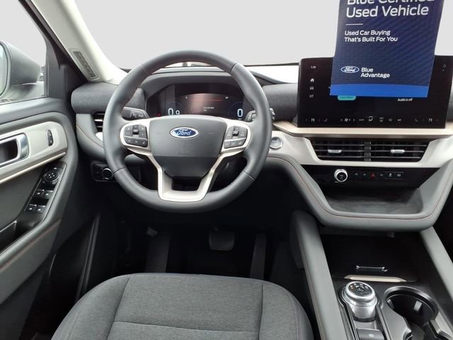 Certified 2025 Ford Explorer Active RWD image 14