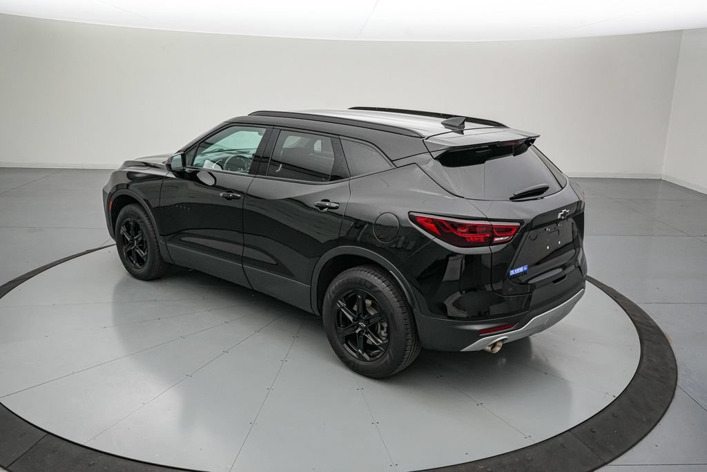 Used 2023 Chevrolet Blazer LT w/ Convenience Package FWD image 6