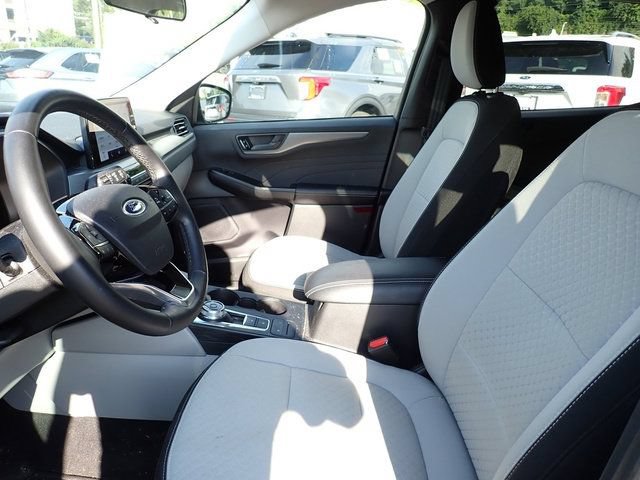 Certified 2023 Ford Escape Active AWD/4WD image 11