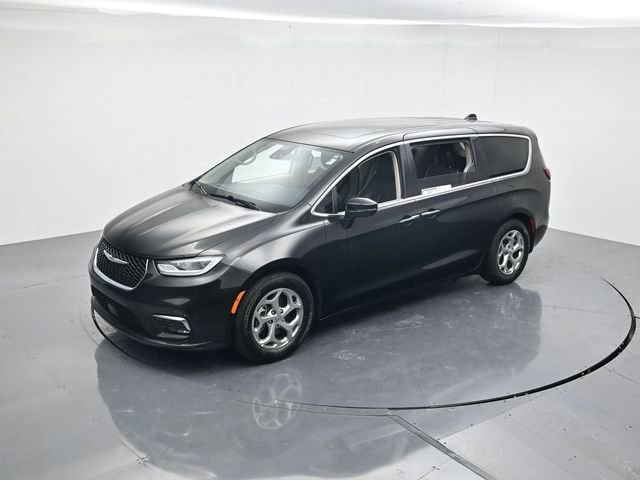 Used 2024 Chrysler Pacifica Limited image 42