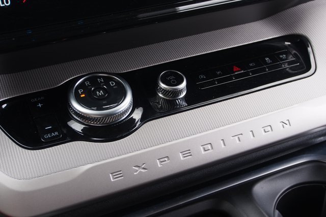 Certified 2025 Ford Expedition Active RWD image 27