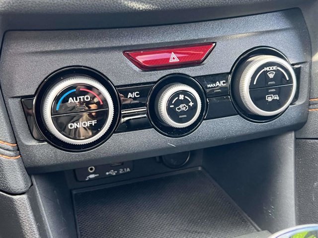 Used 2022 Subaru Crosstrek 2.5i Limited w/ Moonroof Package 1 image 16