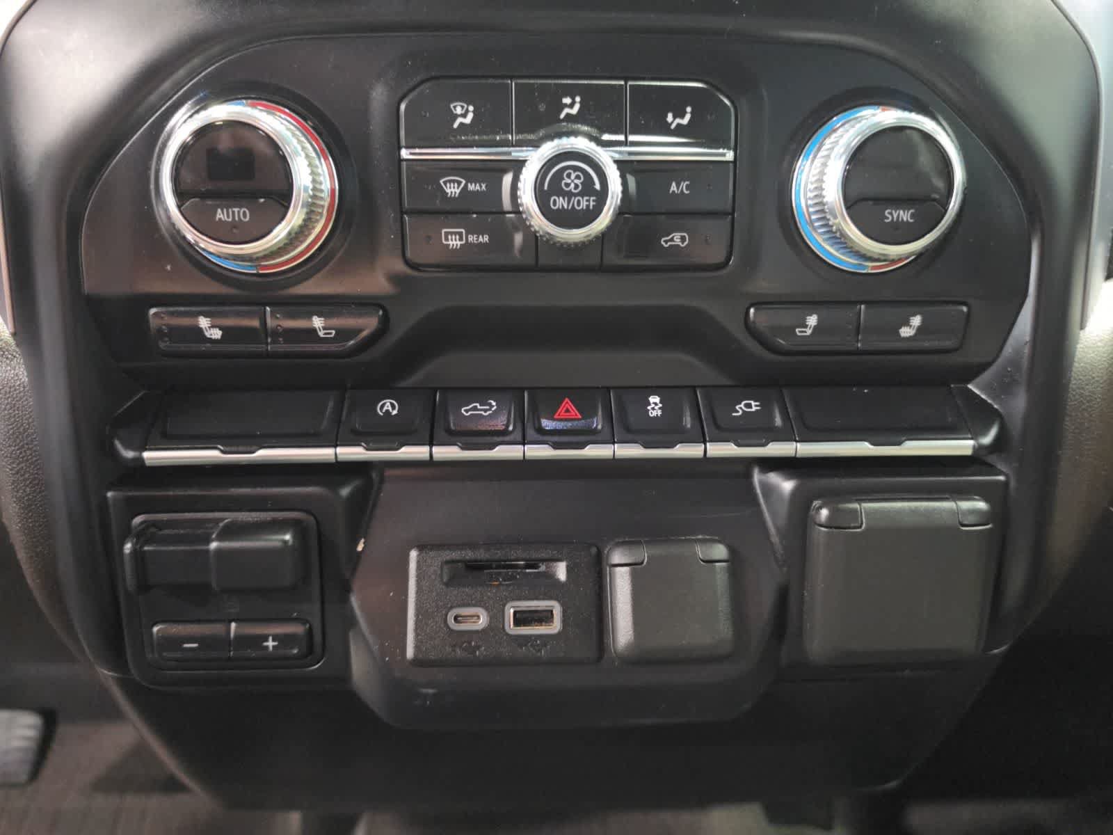 Used 2019 GMC Sierra 1500 SLE w/ SLE Value Package AWD/4WD image 23