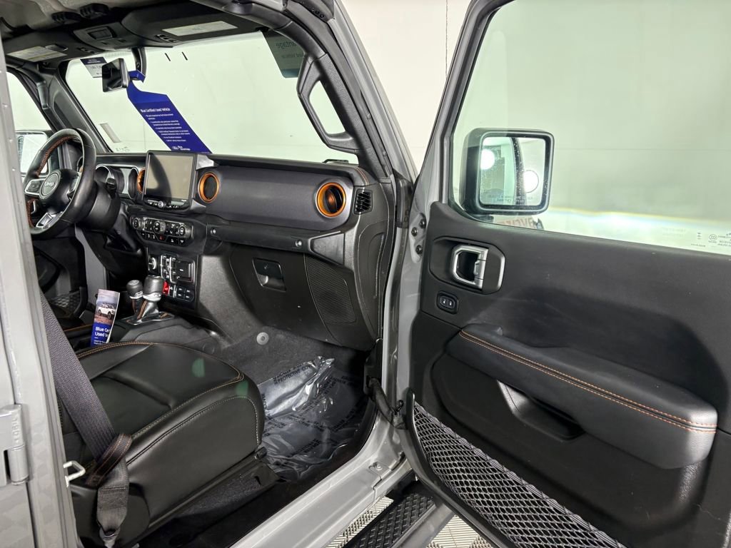 Used 2023 Jeep Gladiator Mojave w/ LED Lighting Group image 32