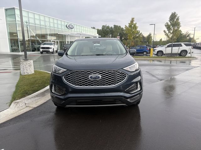 Certified 2024 Ford Edge SEL w/ Convenience Package AWD/4WD image 8