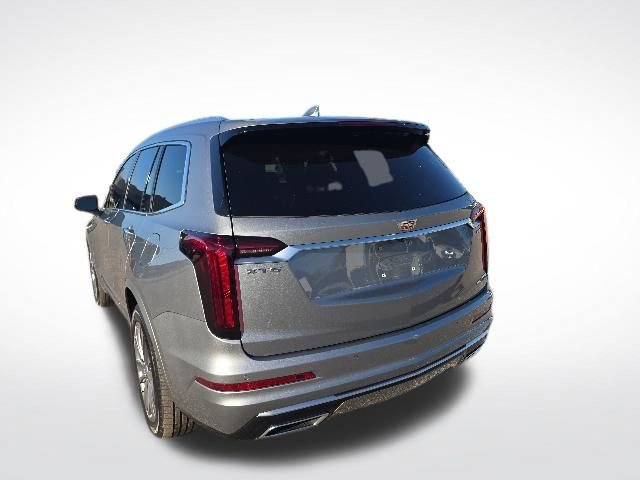 Used 2024 Cadillac XT6 Premium Luxury FWD image 4