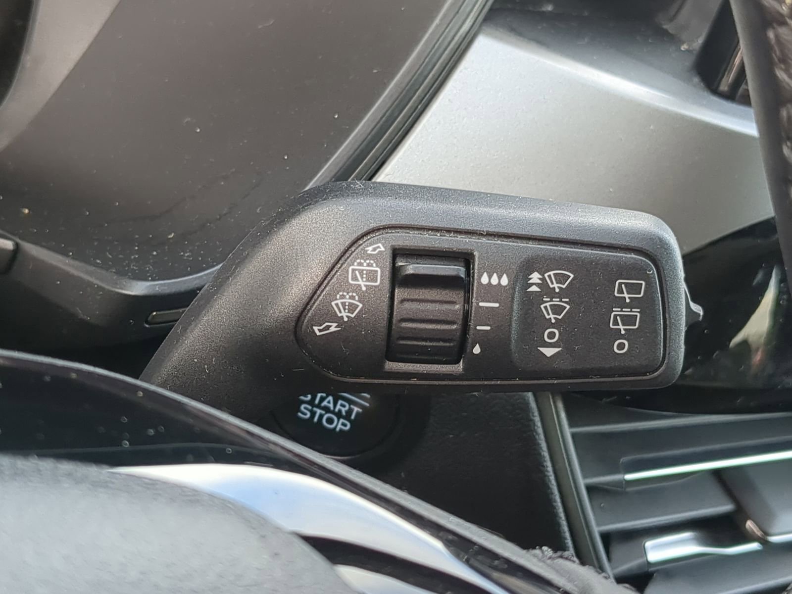 Certified 2023 Ford Escape Active image 28