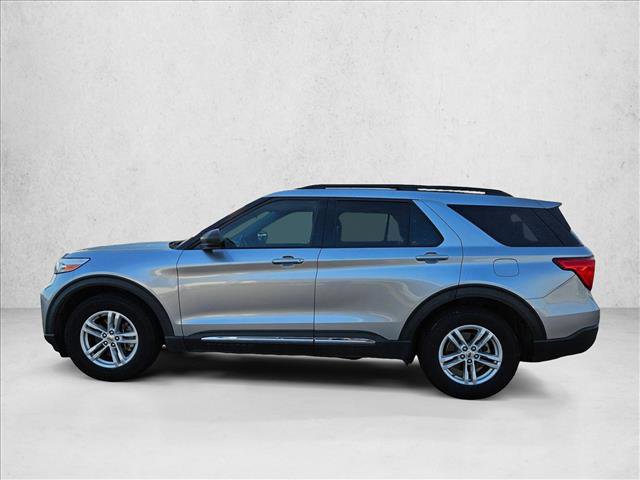 Certified 2021 Ford Explorer XLT w/ Equipment Group 202A RWD image 9