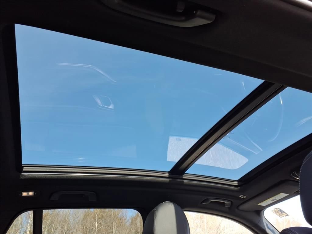 Used 2023 BMW X5 xDrive45e image 9