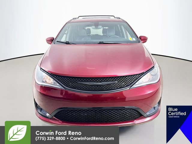 Used 2020 Chrysler Pacifica Touring-L image 9