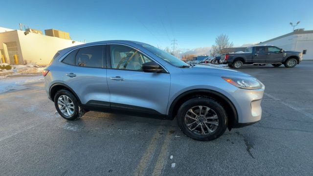Certified 2022 Ford Escape SE w/ Convenience Package image 2