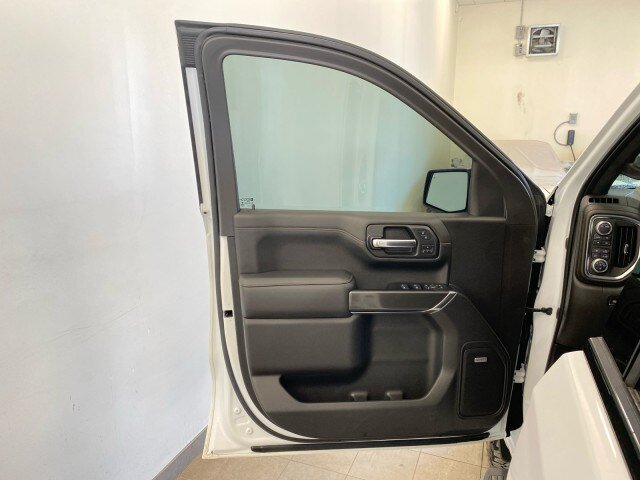 Used 2020 GMC Sierra 1500 AT4 w/ AT4 Premium Package AWD/4WD image 15