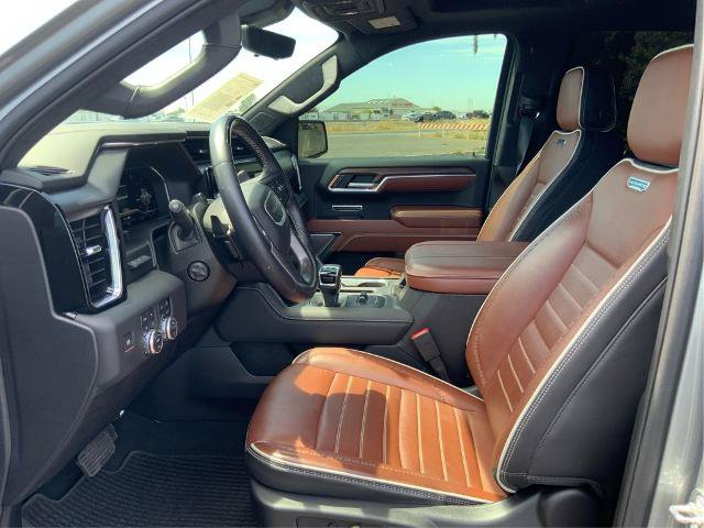 Used 2025 GMC Sierra 1500 Denali Ultimate AWD/4WD image 9