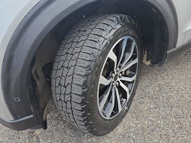 Certified 2020 Ford Explorer ST w/ Premium Technology Package AWD/4WD image 32