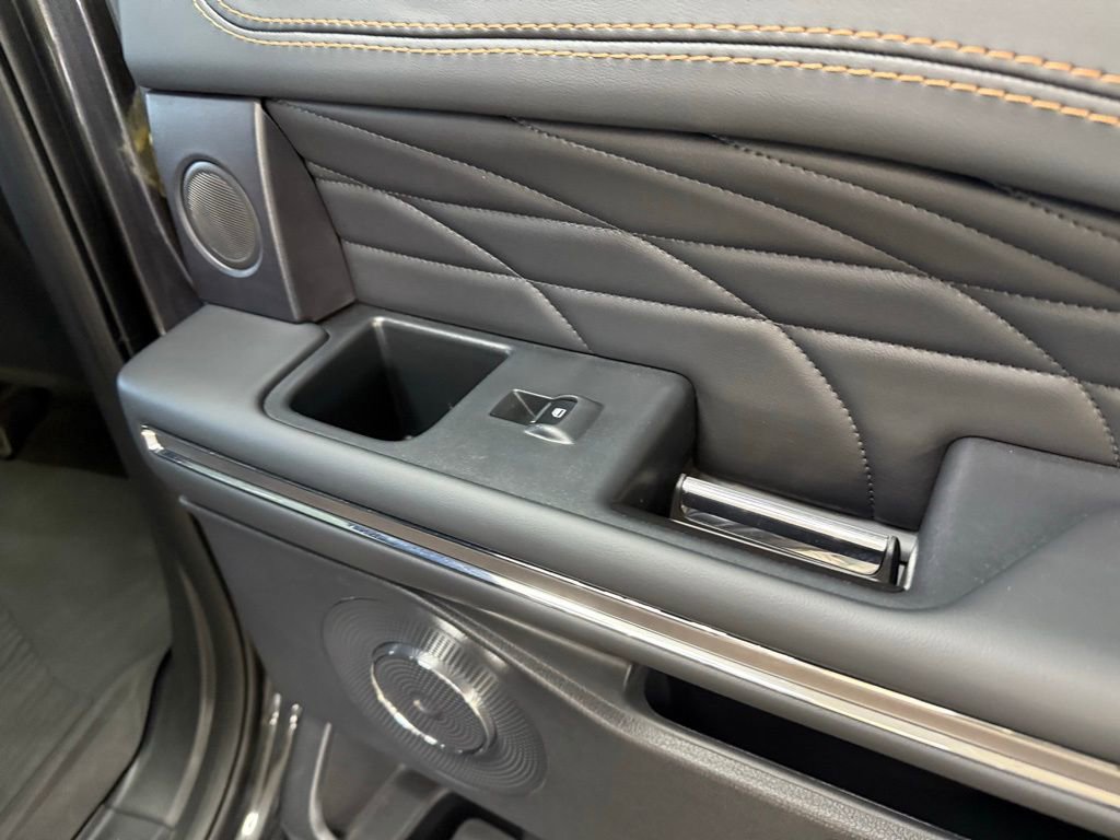 Certified 2023 Ford Expedition Platinum image 59