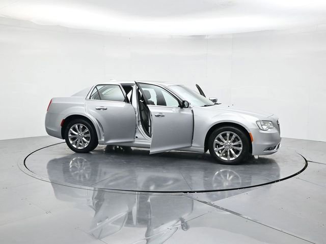 Used 2020 Chrysler 300 Limited image 50