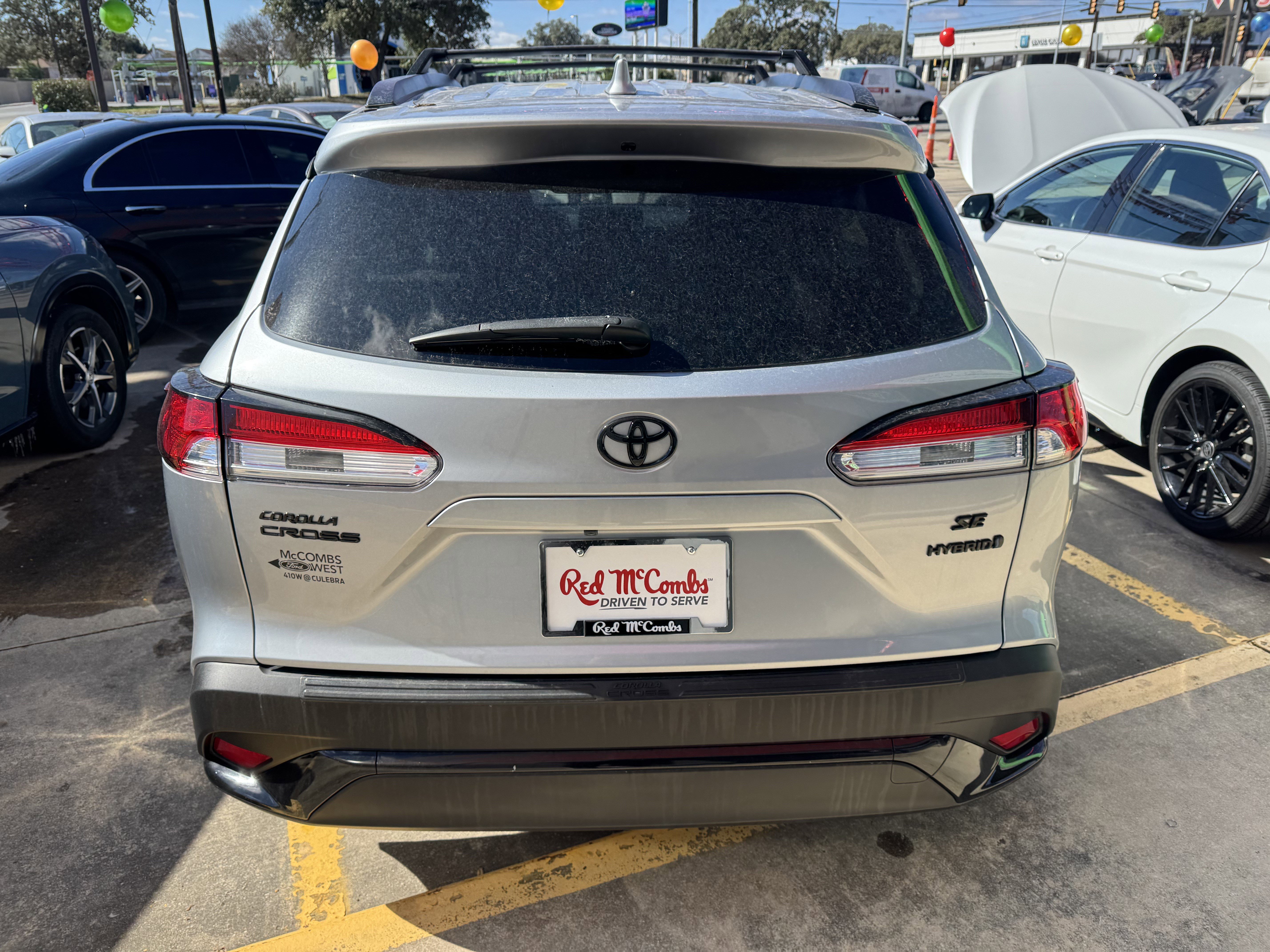 Used 2024 Toyota Corolla Cross SE image 6