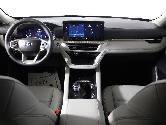 Certified 2025 Ford Explorer Active w/ Active Comfort Package image 14