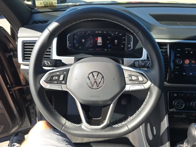 Used 2023 Volkswagen Atlas Cross Sport SE w/ Panoramic Sunroof Package AWD/4WD image 21