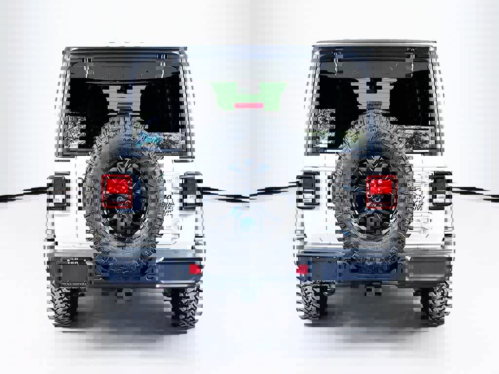 Used 2024 Jeep Wrangler Willys image 4