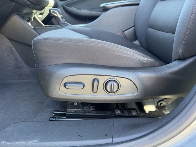 Used 2023 Chevrolet Malibu LT image 9