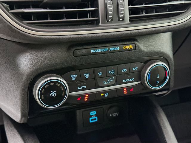 Certified 2022 Ford Escape SE w/ SE Sport Appearance Package image 22