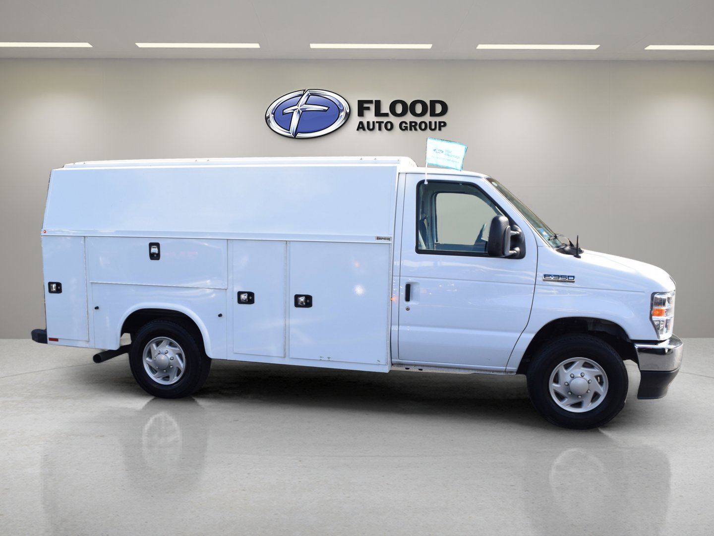Certified 2023 Ford E-350 and Econoline 350 Super Duty w/ Power Windows & Locks Group RWD image 3