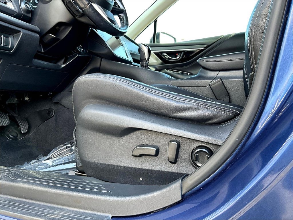 Used 2021 Subaru Outback Limited AWD/4WD image 40