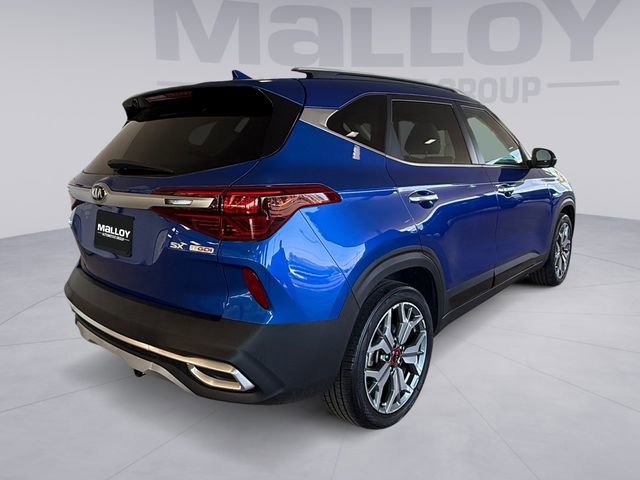 Used 2021 Kia Seltos SX w/ SX Sunroof Package AWD/4WD image 5
