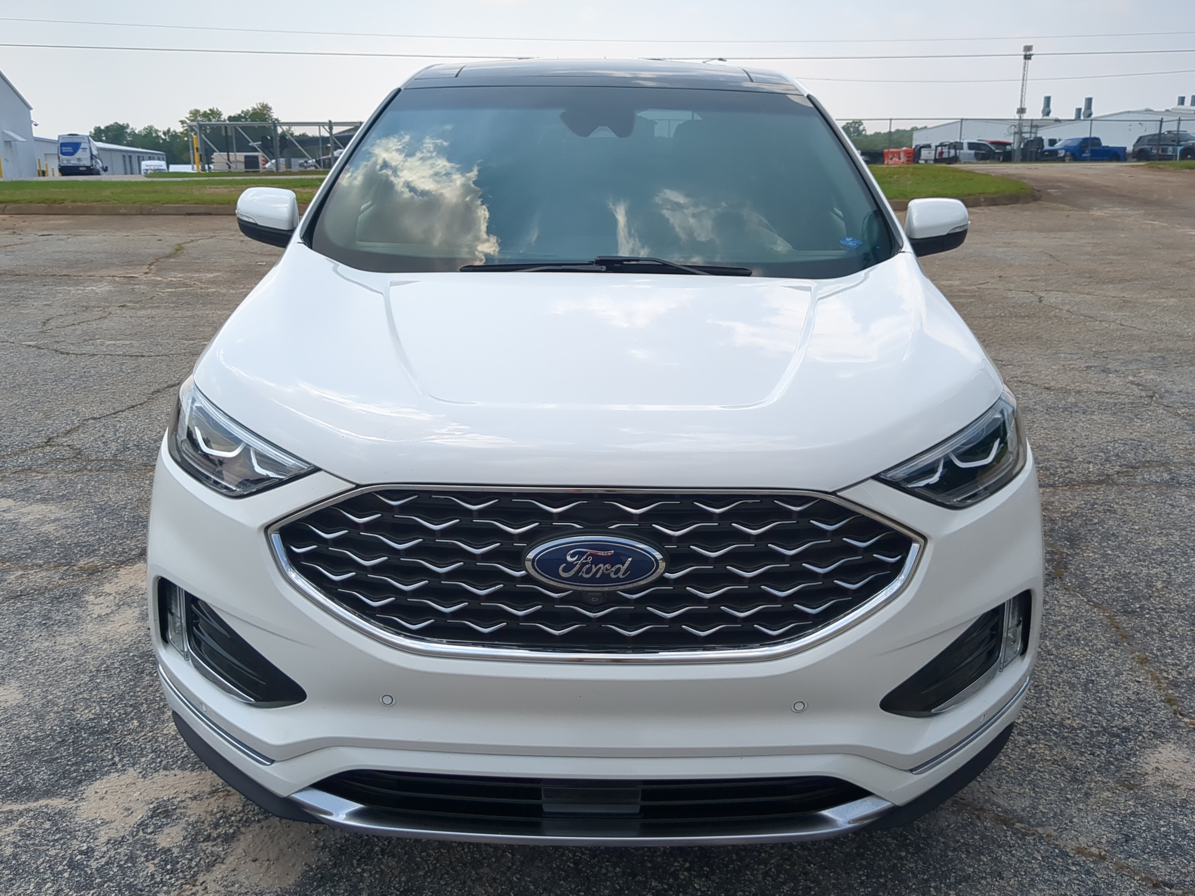Certified 2020 Ford Edge Titanium w/ Equipment Group 301A FWD image 7