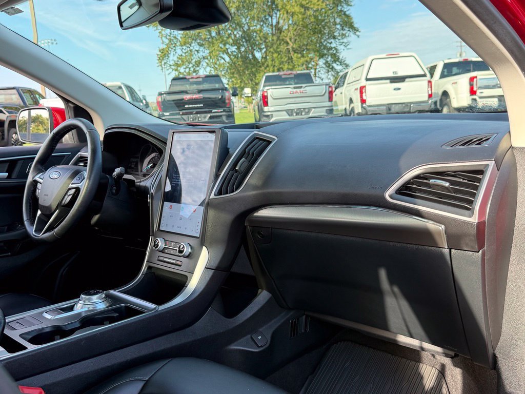 Certified 2022 Ford Edge SEL w/ Convenience Package AWD/4WD image 15