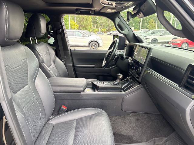 Used 2024 Lexus GX 550 w/ Accessory Package (Z1) AWD/4WD image 29