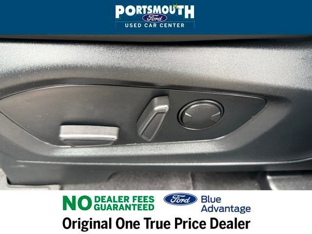 Certified 2022 Ford Explorer XLT w/ Equipment Group 202A image 32