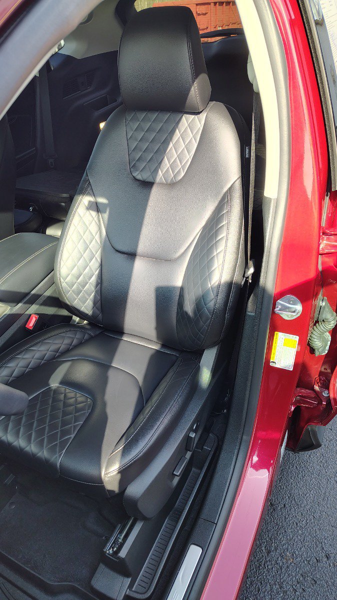 Certified 2024 Ford Edge Titanium AWD/4WD image 15
