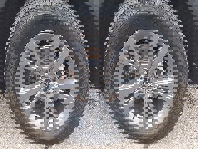 Certified 2023 Ford Explorer XLT w/ Equipment Group 202A image 29