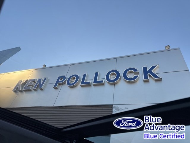 Certified 2022 Ford Explorer XLT w/ Equipment Group 202A image 28