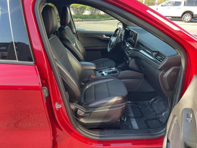 Certified 2023 Ford Escape ST-Line w/ Tech Pack #1 image 7