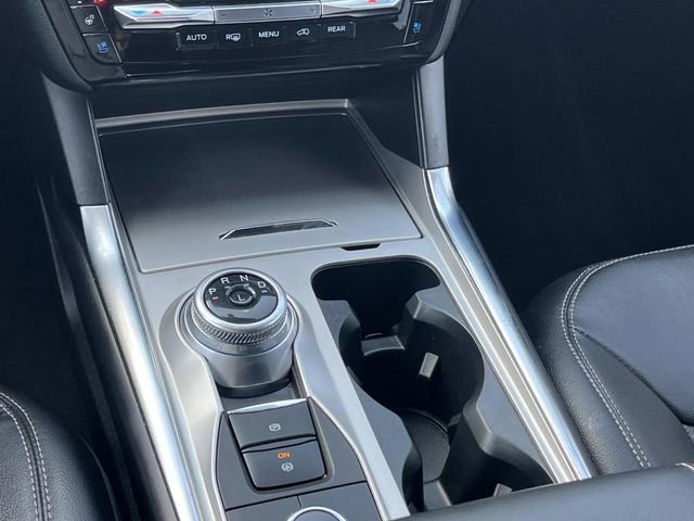 Certified 2023 Ford Explorer Limited w/ Limited Technology Package image 18