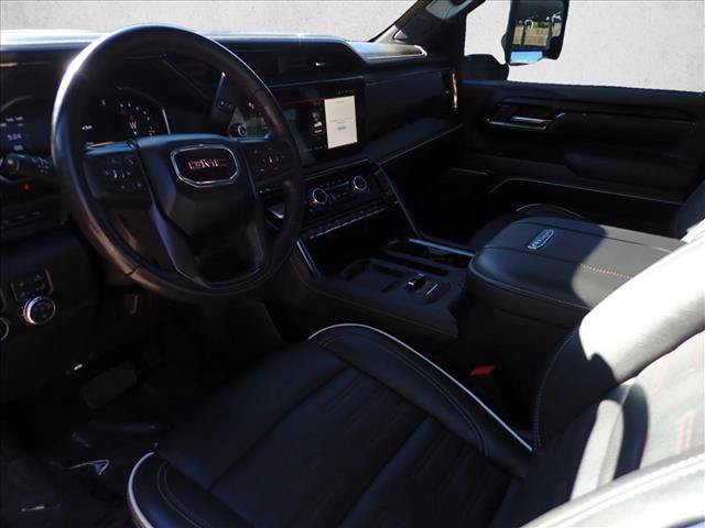 Used 2024 GMC Sierra 2500 AT4X AWD/4WD image 8