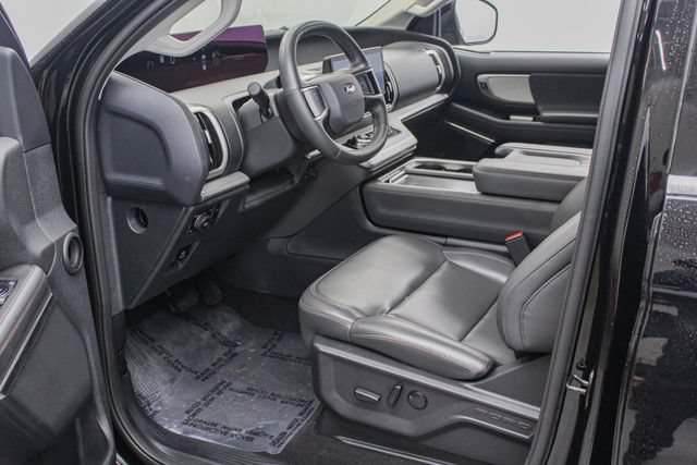 Certified 2025 Ford Expedition Active AWD/4WD image 15