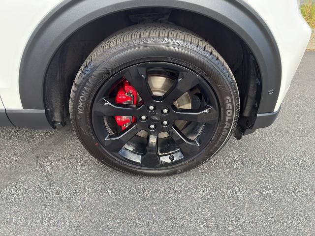 Certified 2022 Ford Explorer ST w/ Equipment Group 401A AWD/4WD image 13